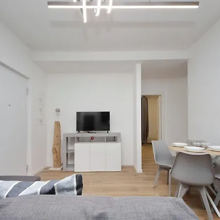 アパート Ht Recina Bilo